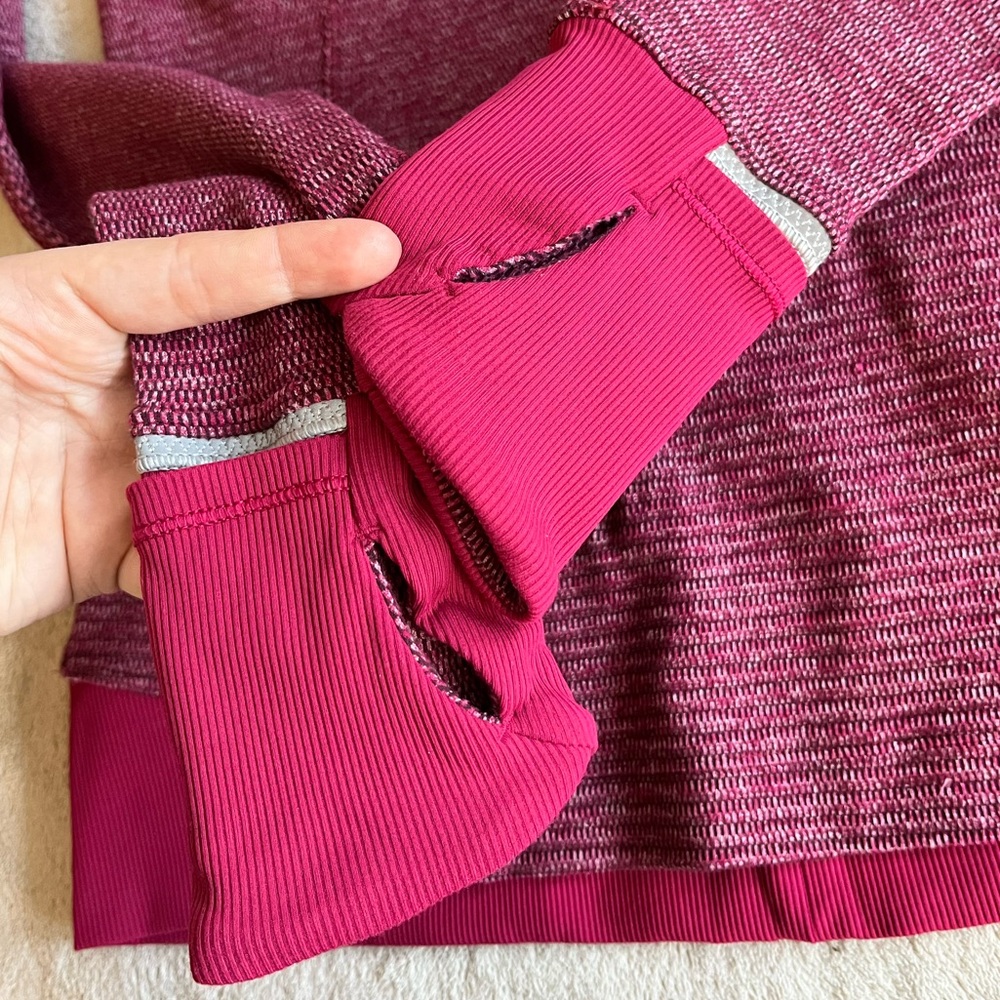 Lululemon Runderful 1/2 Zip - Picture 5 of 11